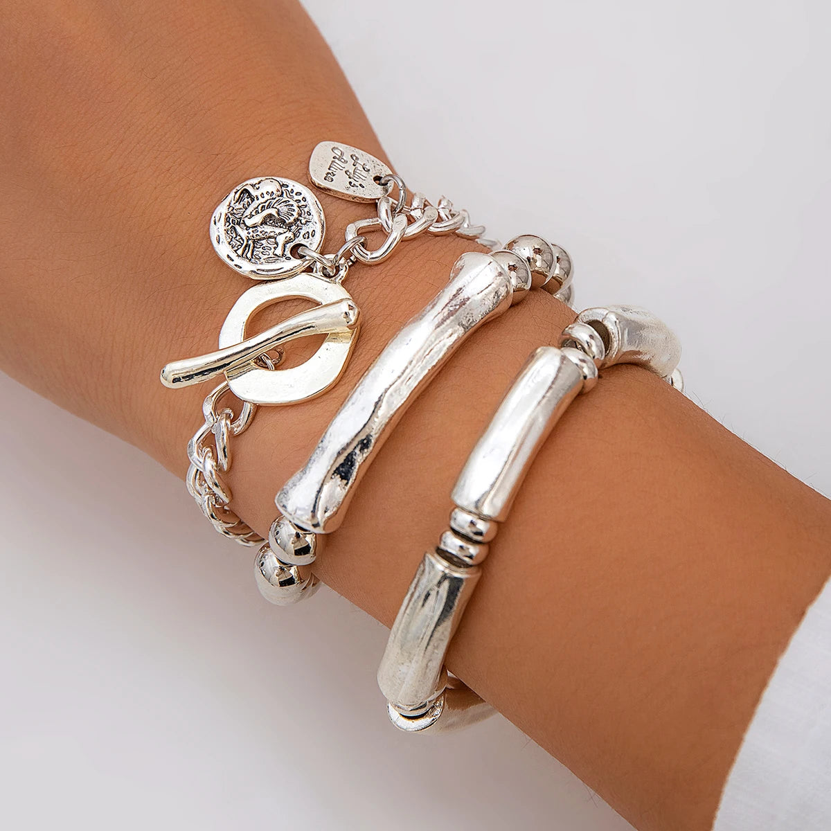 Vintage Coin Charm Bracelet Set for Women – 4-Piece Link Chain Bangles Gift