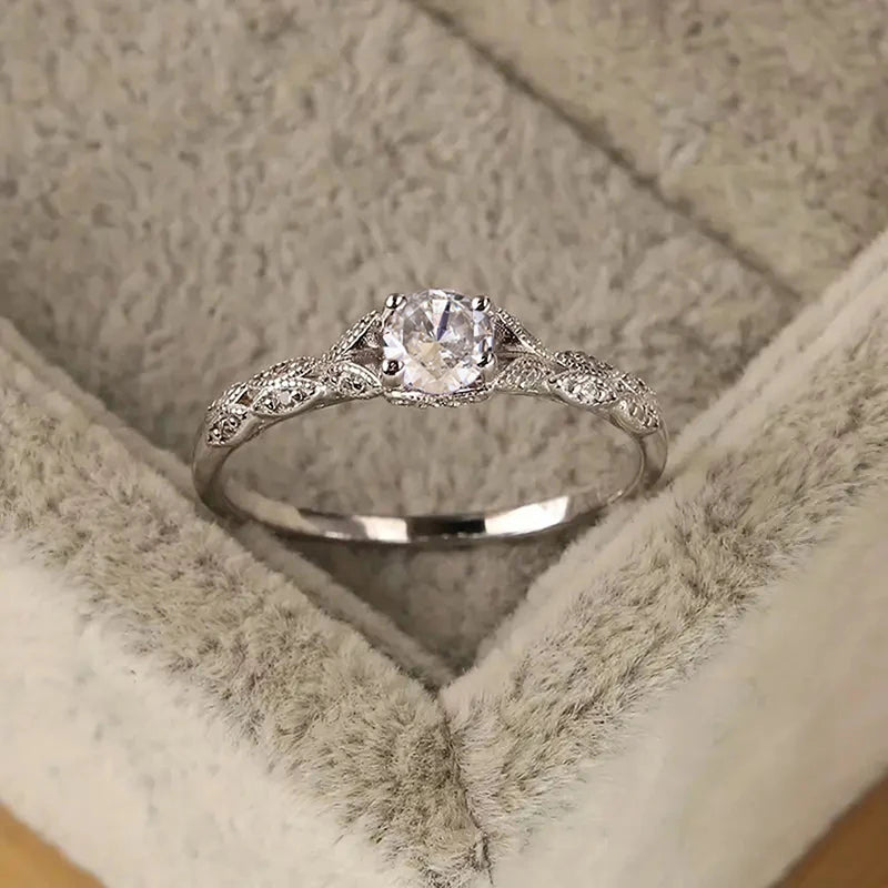 Elegant Cubic Zirconia Fashion Ring for Women – Minimalist Trendy Wedding Band