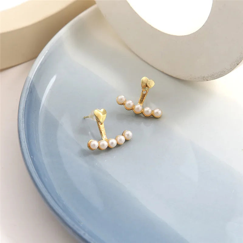 Elegant Gold Heart Pearl Stud Earrings for Women – Korean Fashion 2025 Jewelry