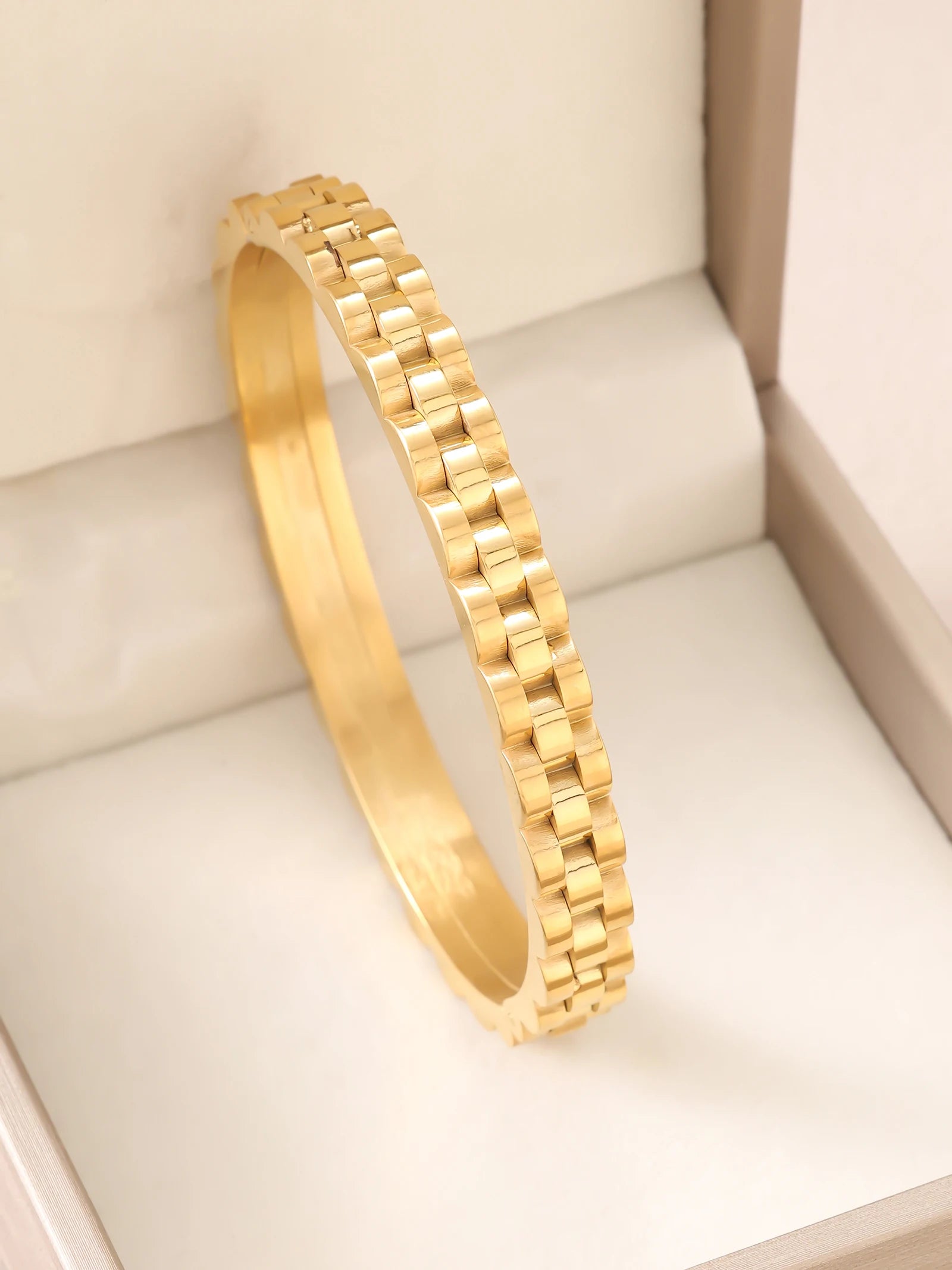 Luxury 18K Gold Plated Clover Bracelet for Women | Stackable Stainless Steel Fashion Chain Bangle