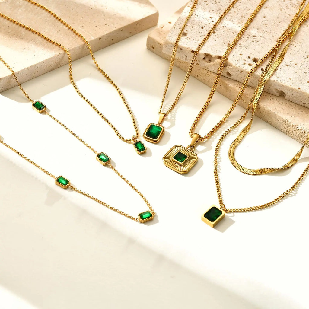 Retro Green Zircon Pendant Necklace for Women | Stainless Steel Gold Chain | Elegant Crystal Jewelry Gift