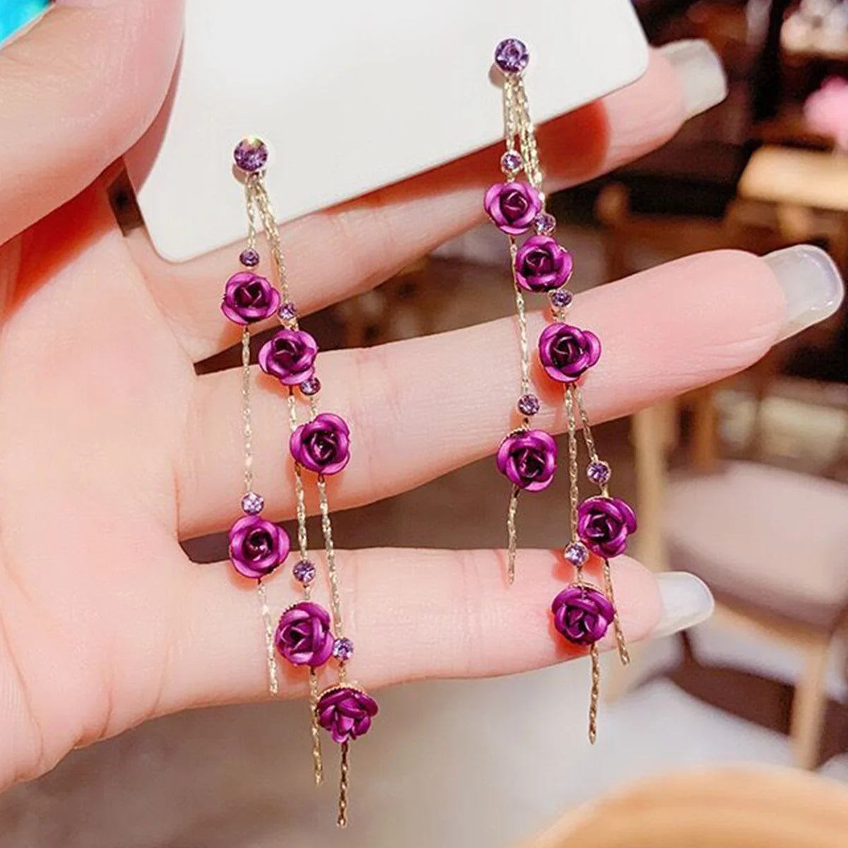 Retro Rose Long Drop Earrings for Women – Diamond Inlaid Romantic Daily Accessories (2PCS)