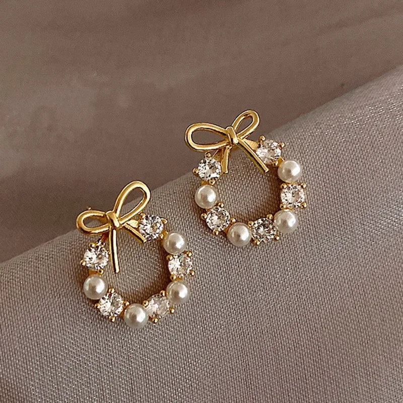 Minimalist Pearl Rhinestone Stud Earrings for Women – Elegant Round Bow Design