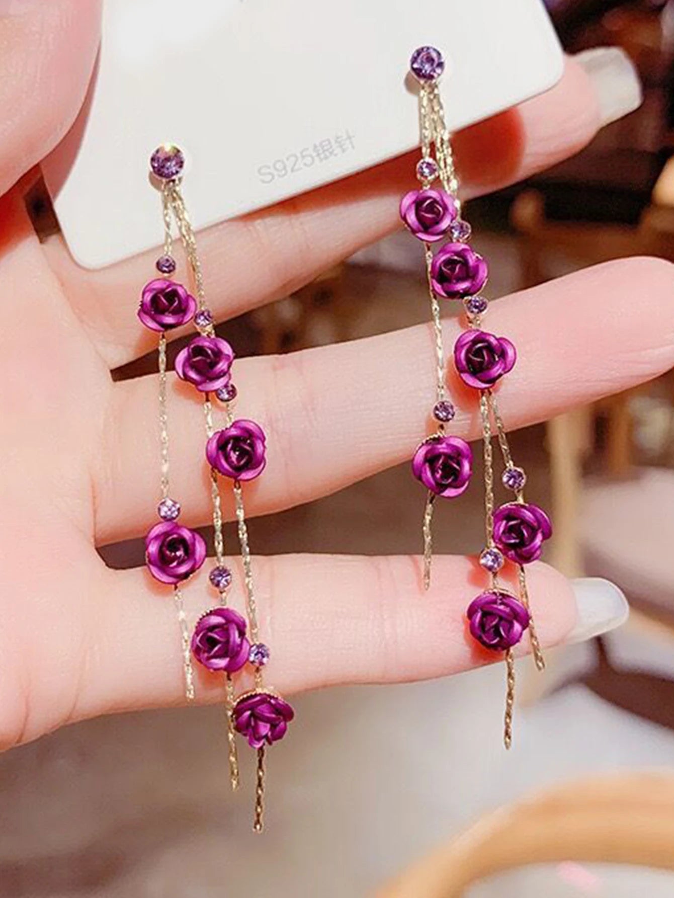 Retro Rose Long Drop Earrings for Women – Diamond Inlaid Romantic Daily Accessories (2PCS)