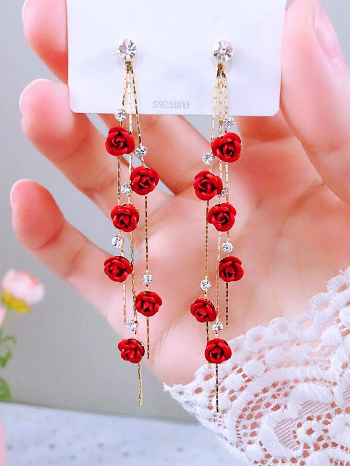 Retro Rose Long Drop Earrings for Women – Diamond Inlaid Romantic Daily Accessories (2PCS)