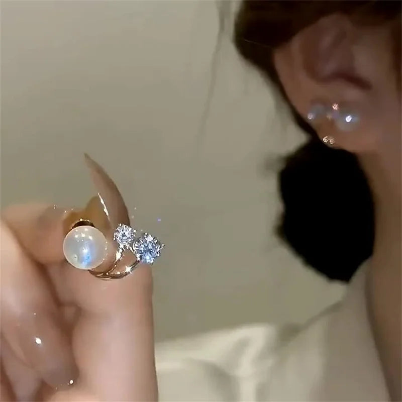 Korean Pearl Claw Ear Hook Earrings for Women – Zircon Crystal Gold Stud Jewelry