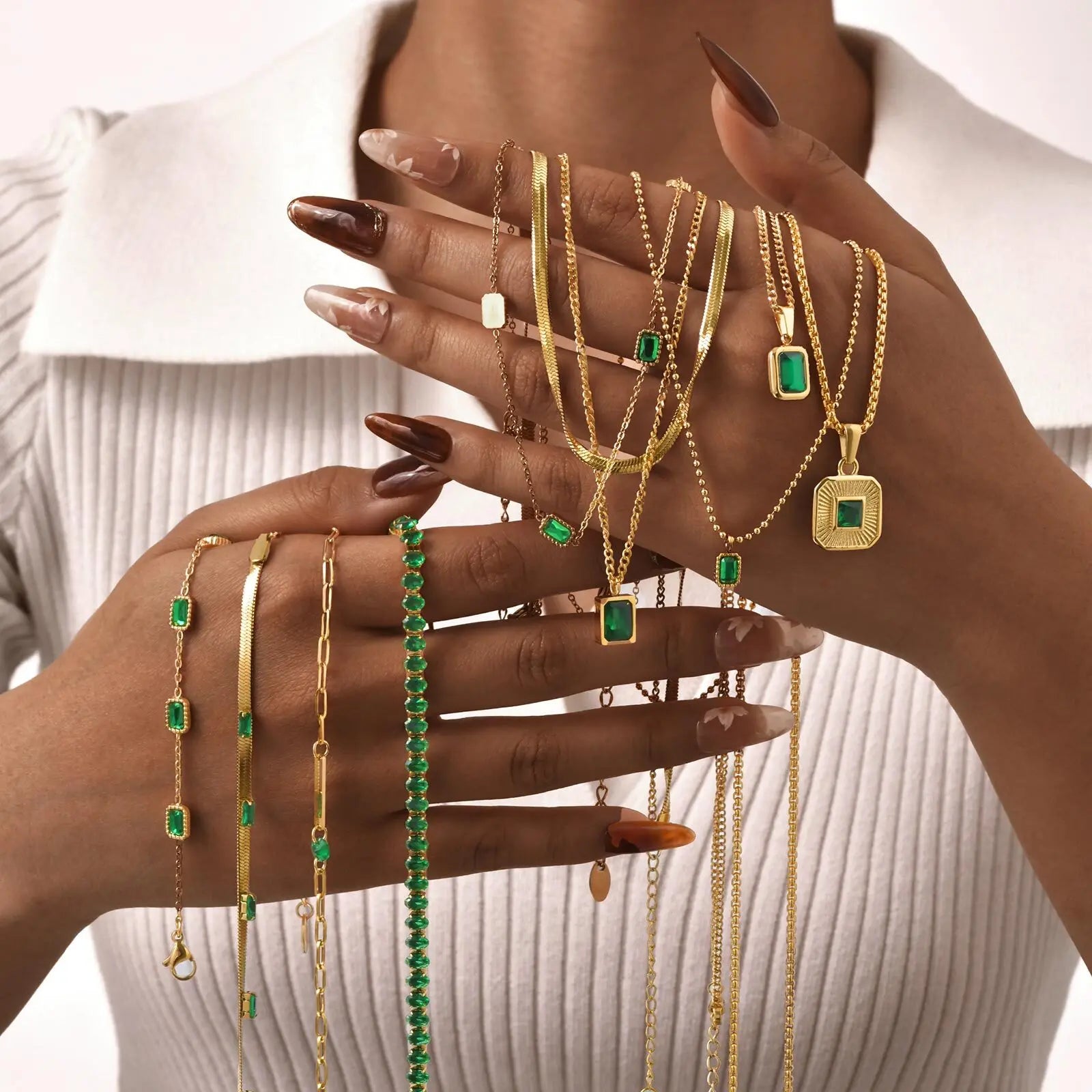 Retro Green Zircon Pendant Necklace for Women | Stainless Steel Gold Chain | Elegant Crystal Jewelry Gift